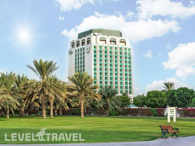 Фотография Holiday International Sharjah Hotel