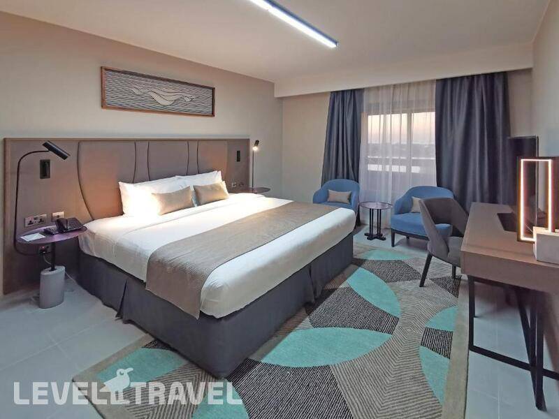 Фотография Holiday International Sharjah Hotel
