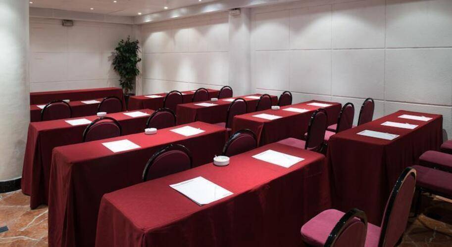 Catalonia Roma Hotel