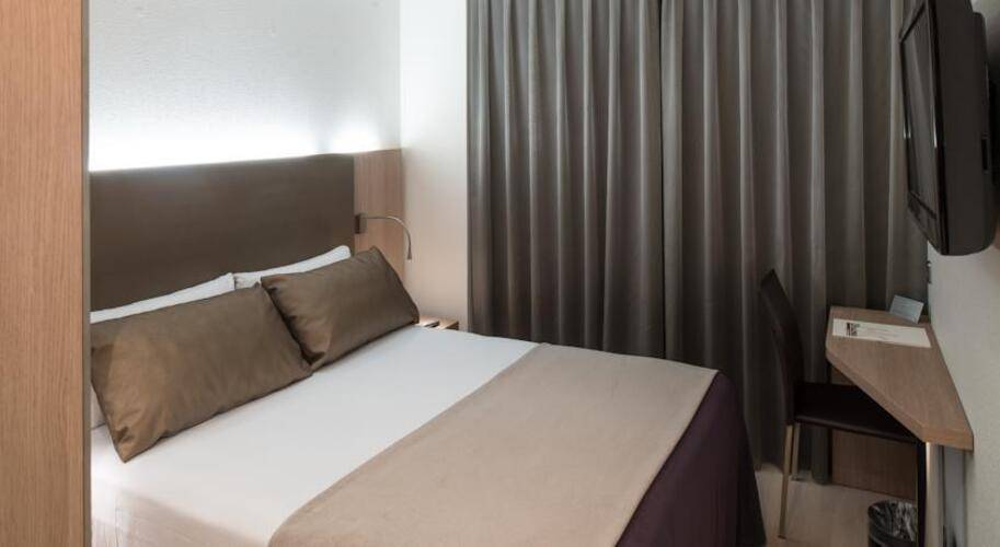 Catalonia Roma Hotel