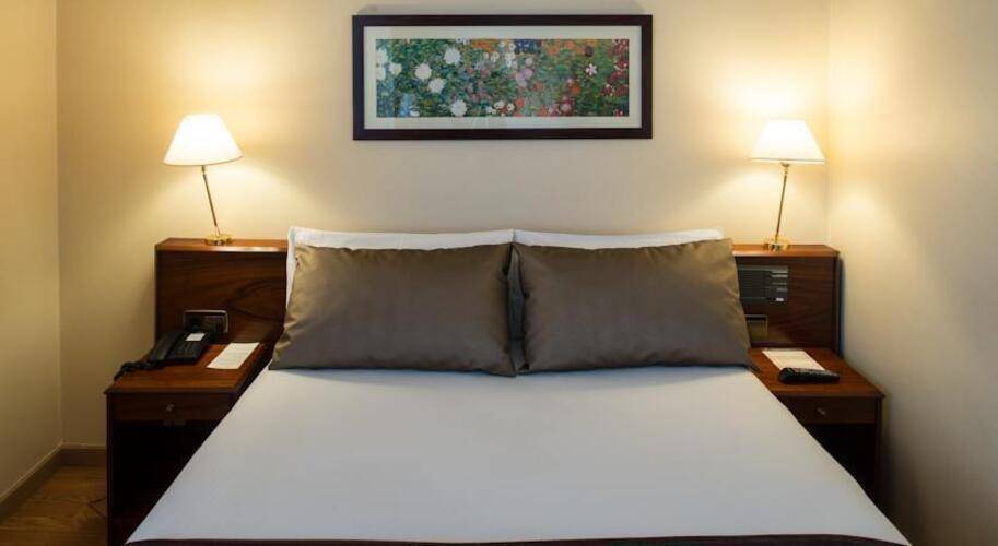 Catalonia Roma Hotel