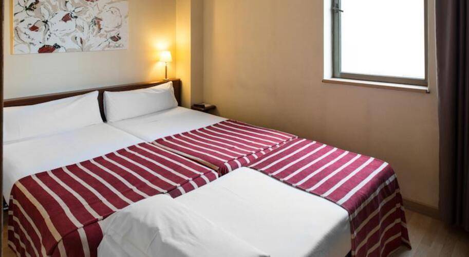 Catalonia Roma Hotel