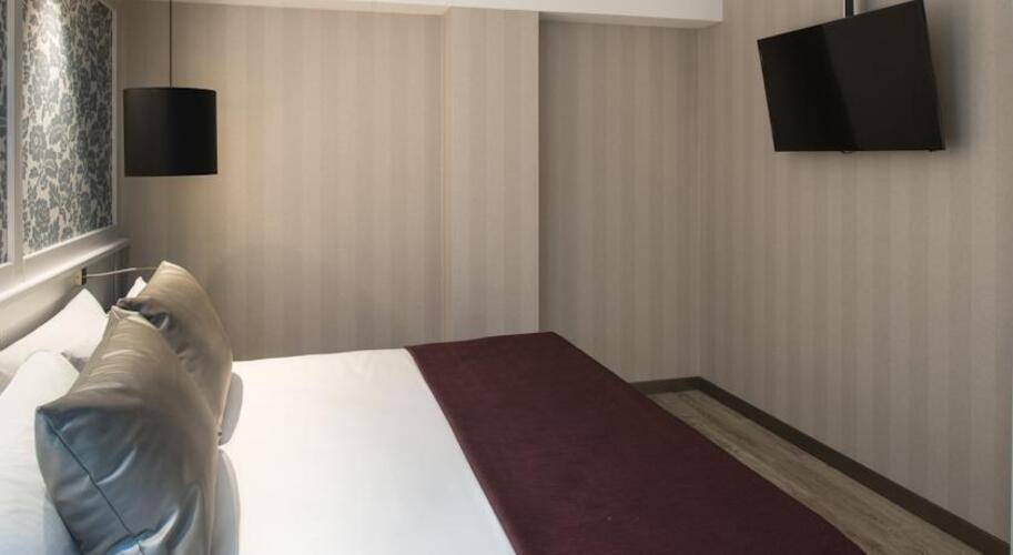 Catalonia Roma Hotel