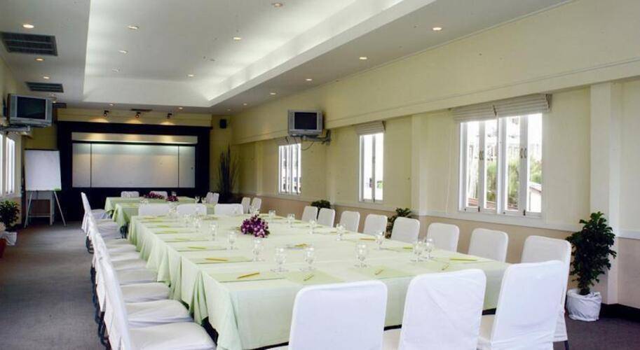Kantary Bay Hotel