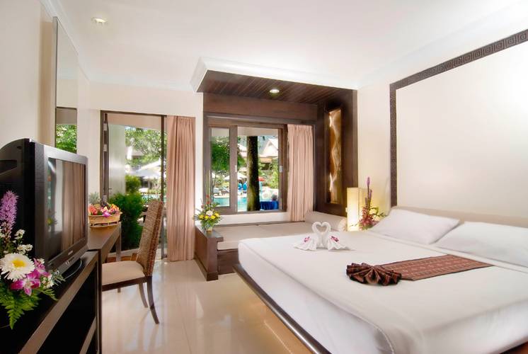 Thara Patong Beach Resort & Spa