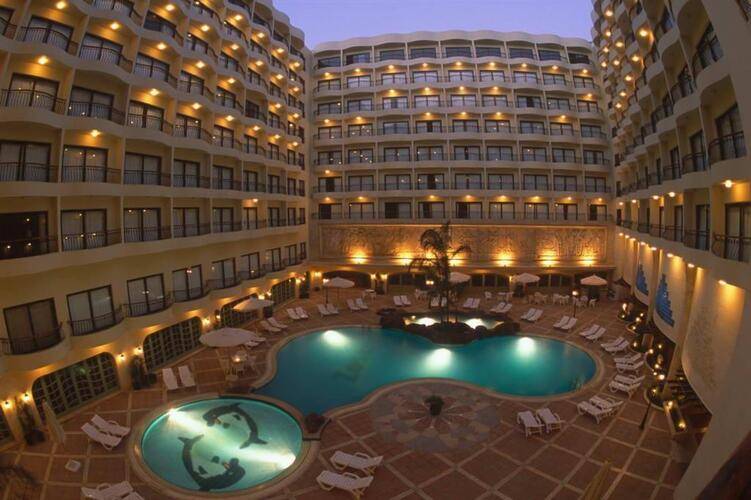 Zoser Hotel