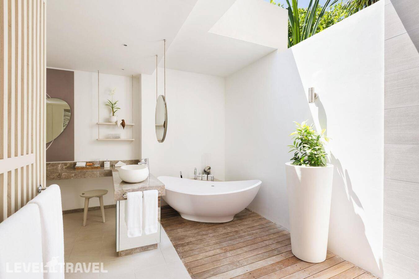 фотографии отеля Lux South Ari Atoll (Ex. Lux Maldives) в Мальдивы(Южный Ари Атолл) - фото №30