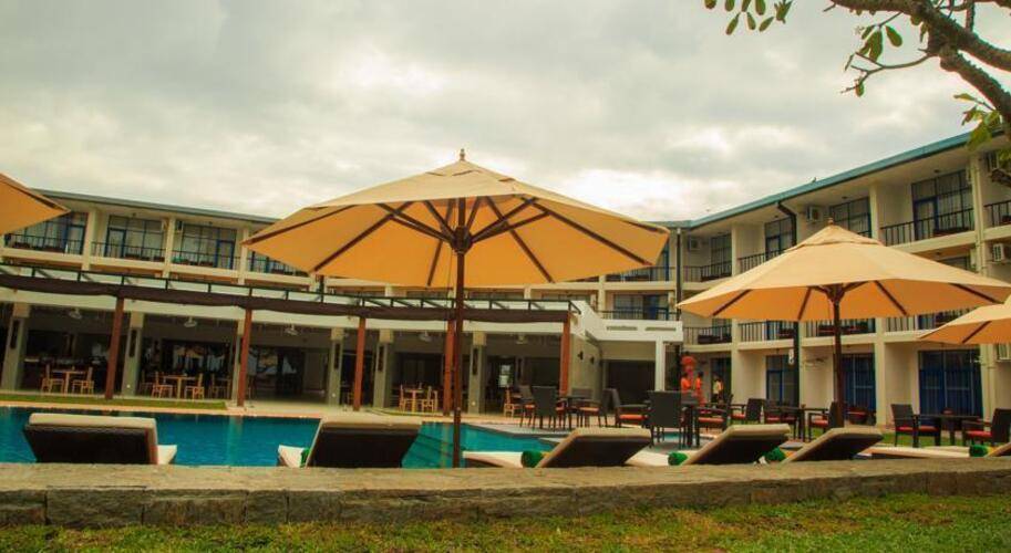 Camelot Beach Hotel