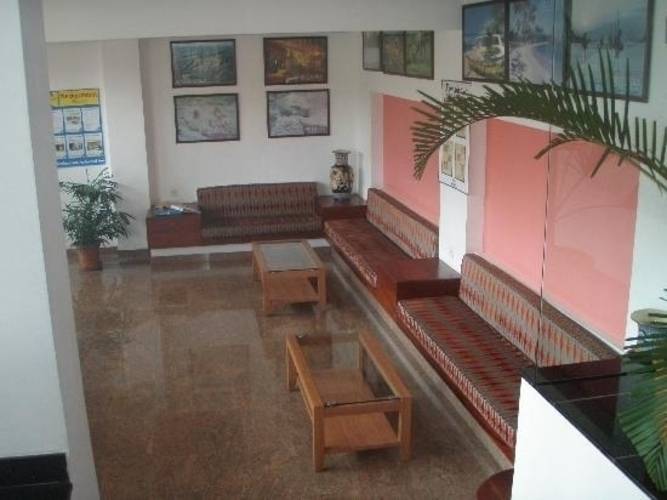 Camelot Beach Hotel
