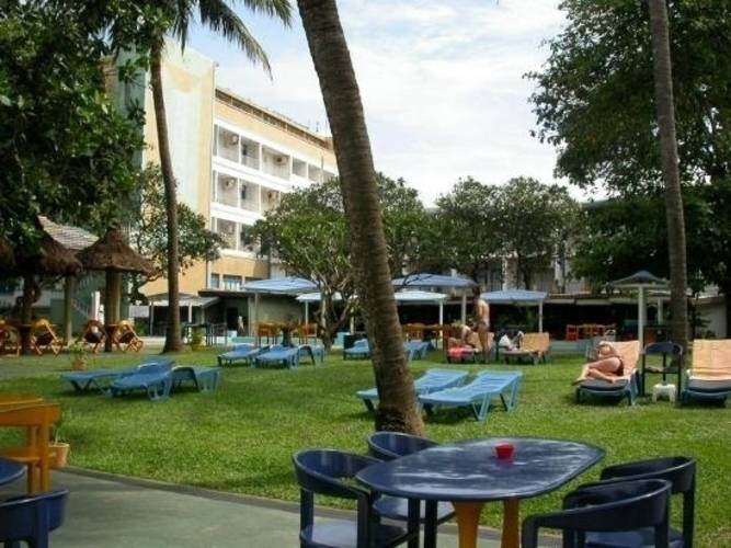 Camelot Beach Hotel