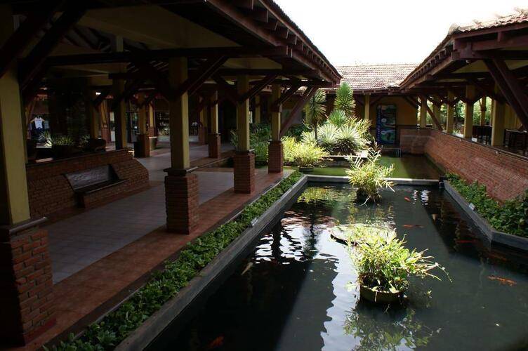 Club Hotel Dolphin