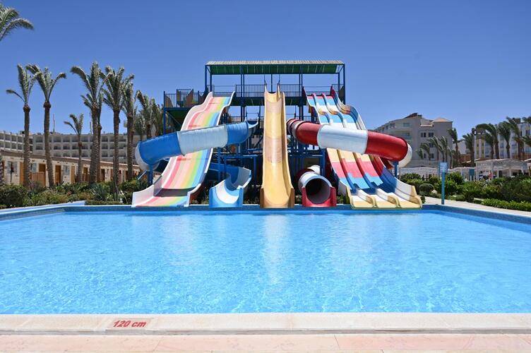 Riviera Aqua Park Resort (Ex. Hawaii Riviera Resort & Aqua Park)