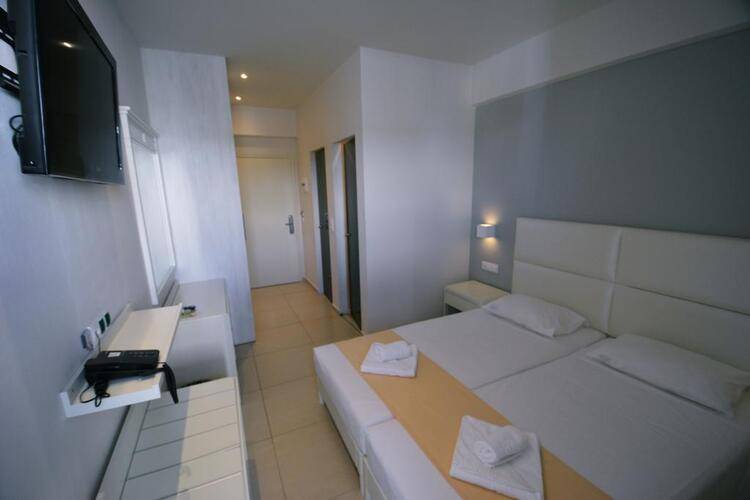 Dimitrios Beach Hotel