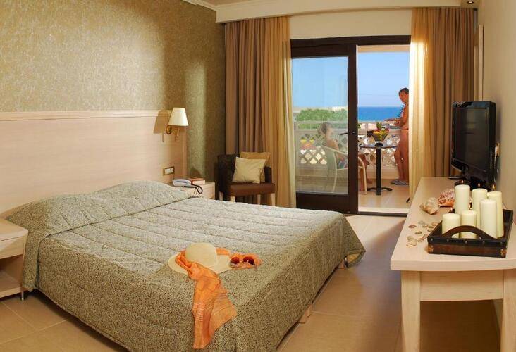 Cactus Royal Spa & Resort