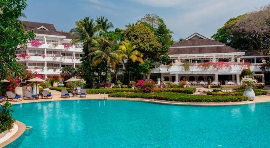 Thavorn Palm Beach Resort