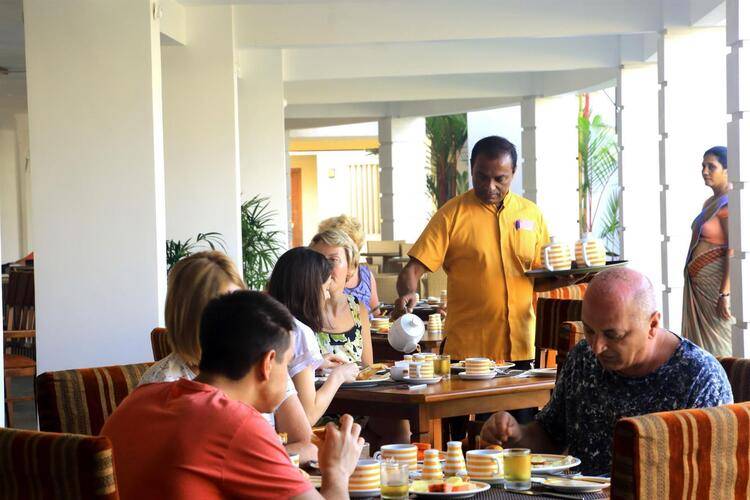 Hibiscus Beach Hotel