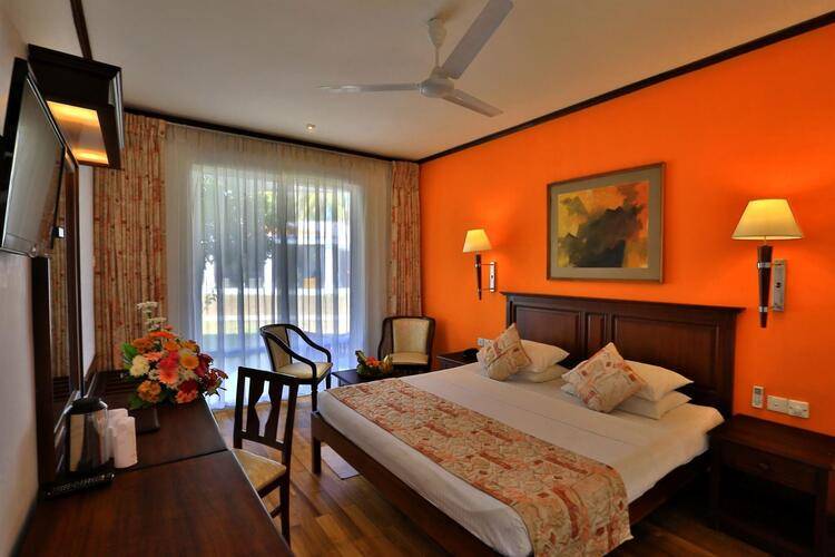 Hibiscus Beach Hotel
