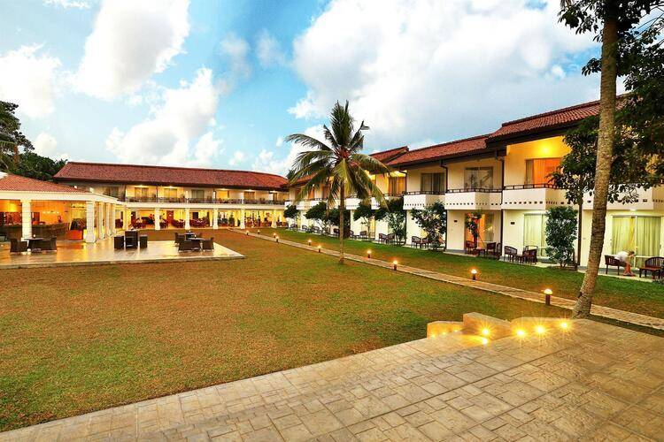 Hibiscus Beach Hotel