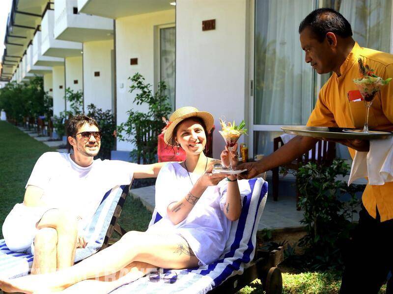 Фотография Hibiscus Beach Hotel