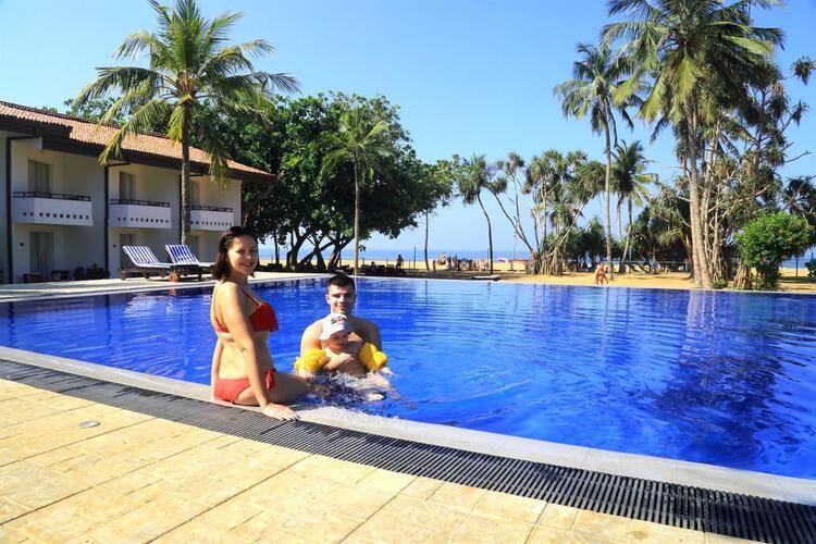 Hibiscus Beach Hotel