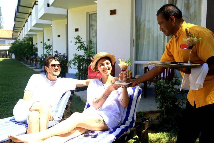 Hibiscus Beach Hotel