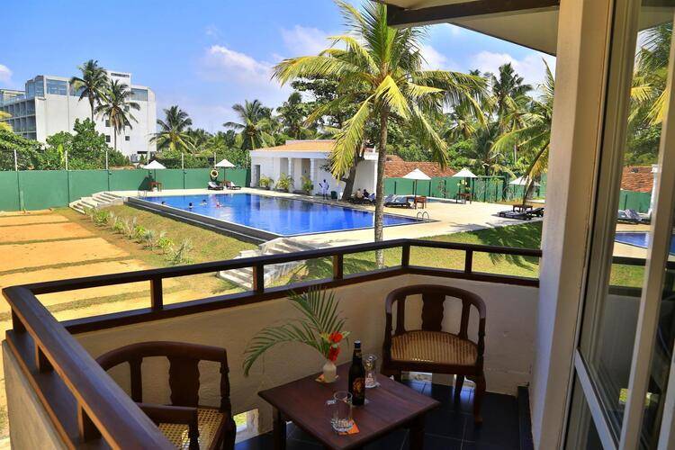 Hibiscus Beach Hotel