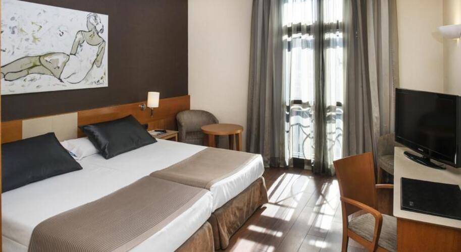 Catalonia Plaza Catalunya — фото 17