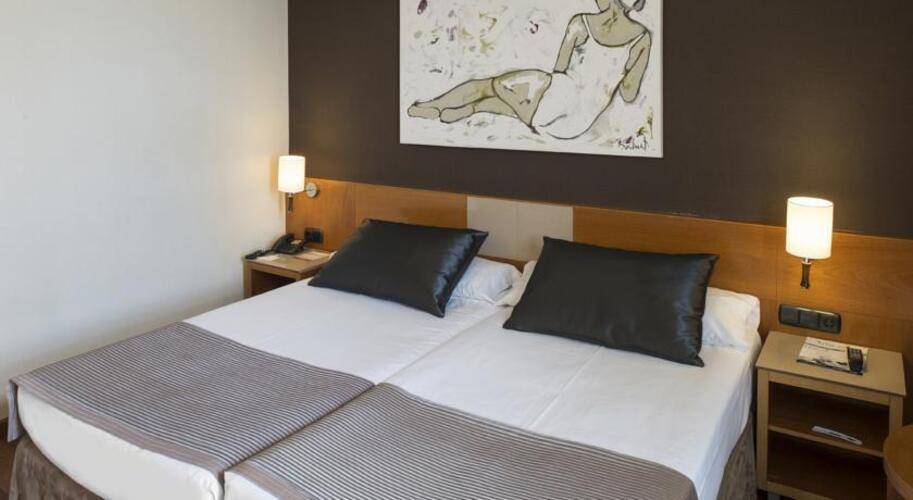 Catalonia Plaza Catalunya — фото 23