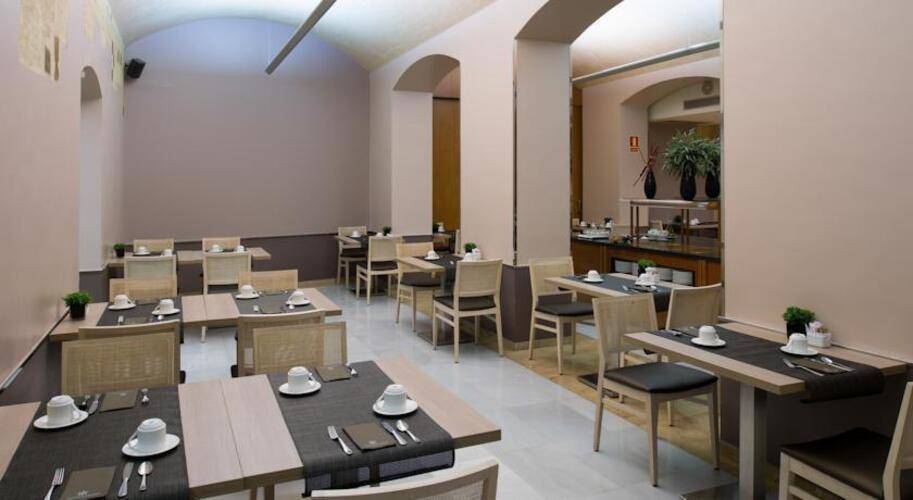 Catalonia Plaza Catalunya — фото 31