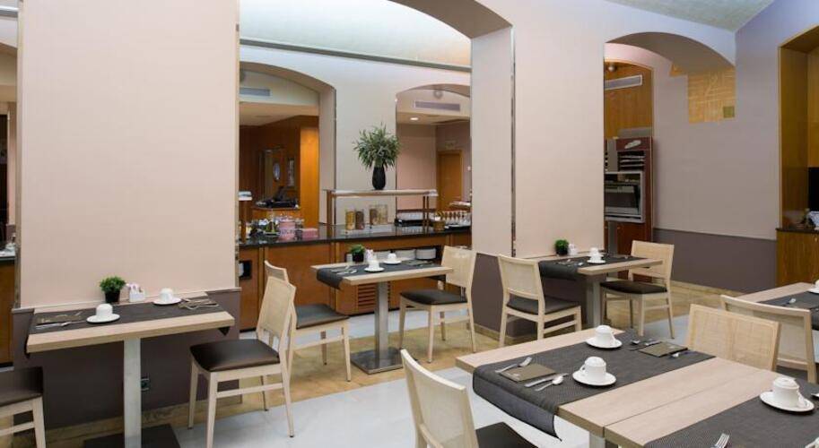 Catalonia Plaza Catalunya — фото 34