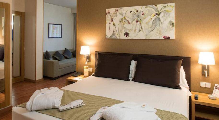 Catalonia Albeniz Hotel — фото 4