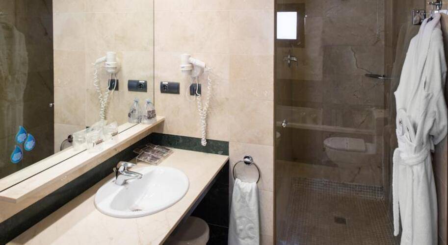 Catalonia Born Hotel — фото 25