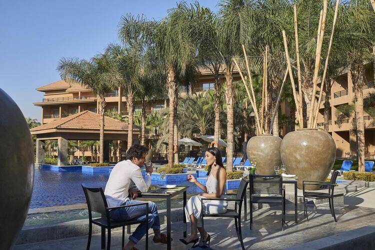 Dusit Thani Lake View Cairo