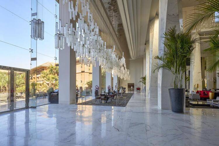 Dusit Thani Lake View Cairo