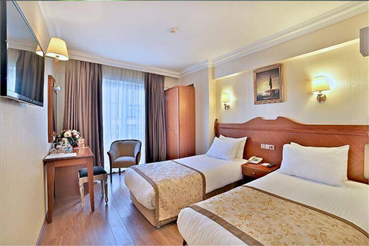 Lady Diana Hotel