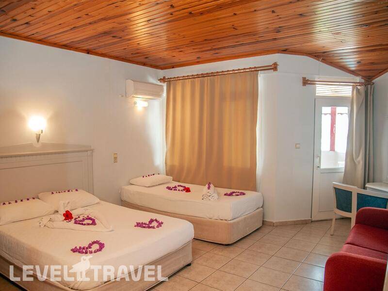 Фотография Grand Bahama Beach Hotel (Ex. Happy Beach Hotel)