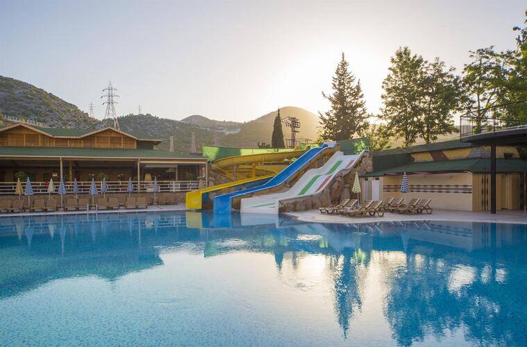 Beach Club Doganay Hotel