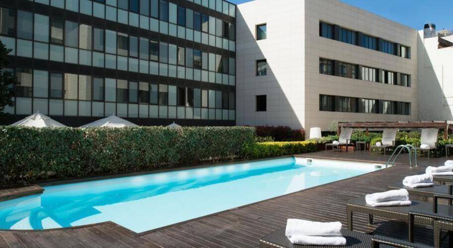 Catalonia Ramblas Hotel — фото 32