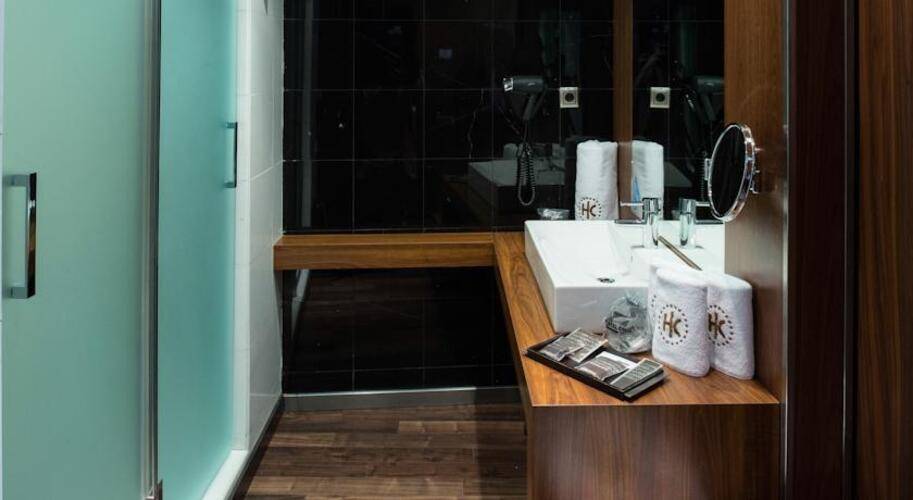 Catalonia Ramblas Hotel — фото 11