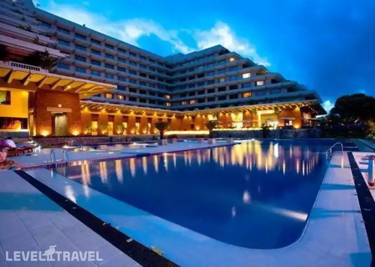 Cinnamon Lakeside (Ex. Trans Asia)