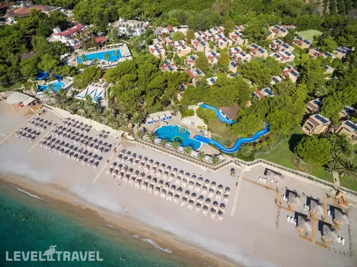 Pirate's Beach Club Hotel