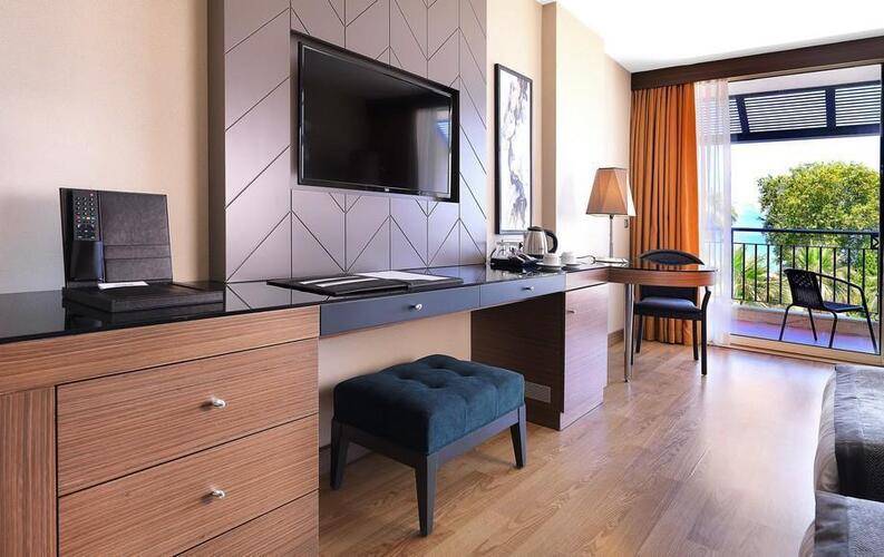 Imperial Turkiz Resort Hotel