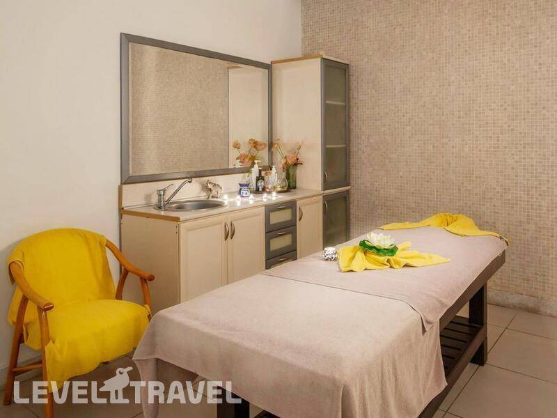 Фотография Golden Lotus Hotel