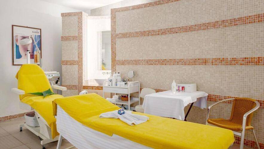 Golden Lotus Hotel