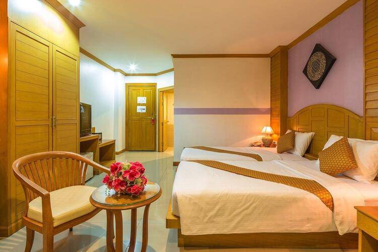 Azure Phuket Hotel (Ex. Sunshine Patong)