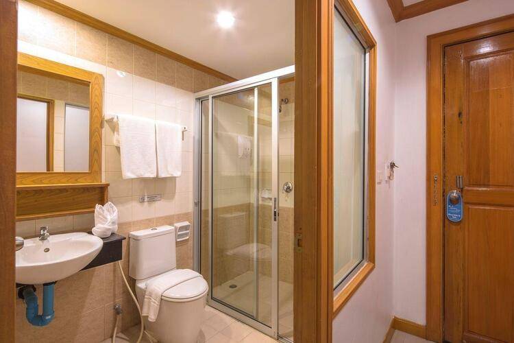 Azure Phuket Hotel (Ex. Sunshine Patong)