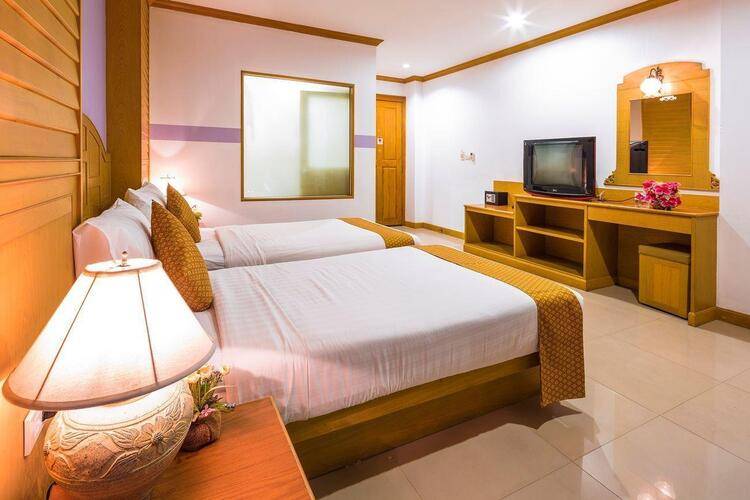 Azure Phuket Hotel (Ex. Sunshine Patong)