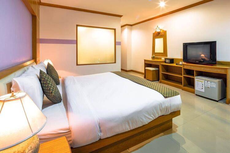 Azure Phuket Hotel (Ex. Sunshine Patong)