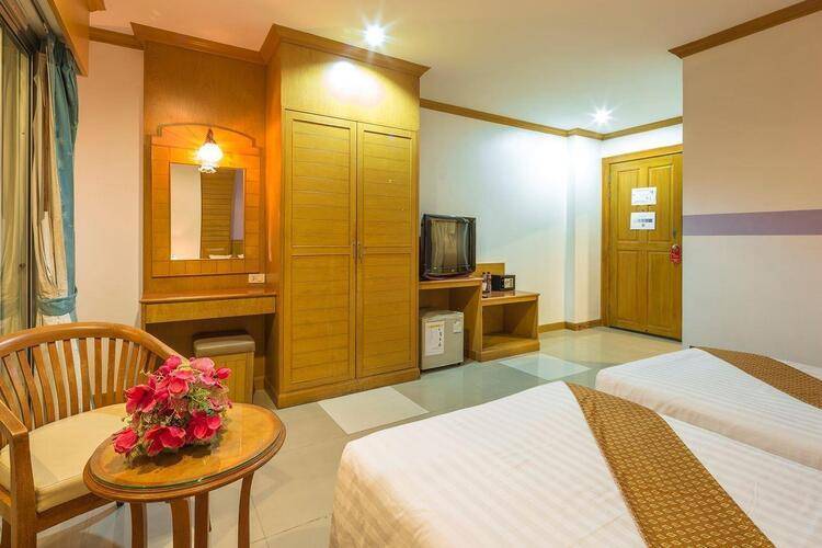 Azure Phuket Hotel (Ex. Sunshine Patong)