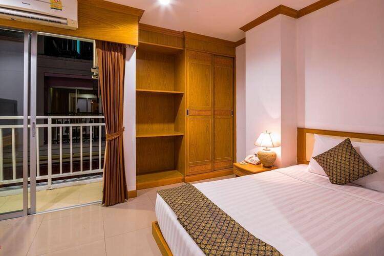 Azure Phuket Hotel (Ex. Sunshine Patong)